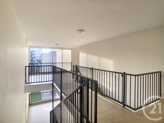 Appartement T1 à louer - 1 pièce - 31.33 m2 - TOURS - 37 - CENTRE - Century 21 Agence Maginot Appartement T1 à louer - 1 pièce - 31.33 m2 - TOURS - 37 - CENTRE - Century 21 Agence Maginot