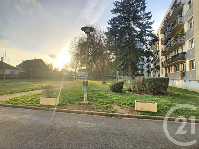Appartement T1 à louer - 1 pièce - 31.33 m2 - TOURS - 37 - CENTRE - Century 21 Agence Maginot Appartement T1 à louer - 1 pièce - 31.33 m2 - TOURS - 37 - CENTRE - Century 21 Agence Maginot
