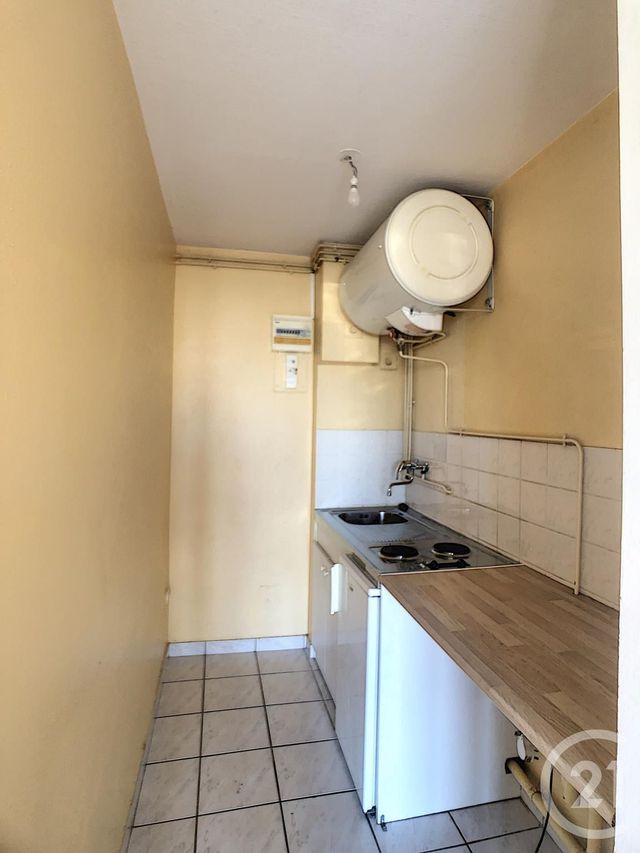 Appartement T1 à louer - 1 pièce - 31.33 m2 - TOURS - 37 - CENTRE - Century 21 Agence Maginot Appartement T1 à louer - 1 pièce - 31.33 m2 - TOURS - 37 - CENTRE - Century 21 Agence Maginot