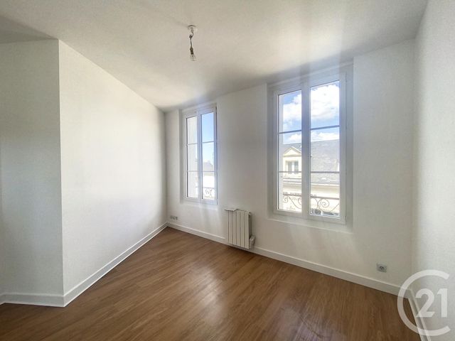 Appartement F2 à louer - 2 pièces - 28.2 m2 - MONTLOUIS SUR LOIRE - 37 - CENTRE - Century 21 Agence Maginot