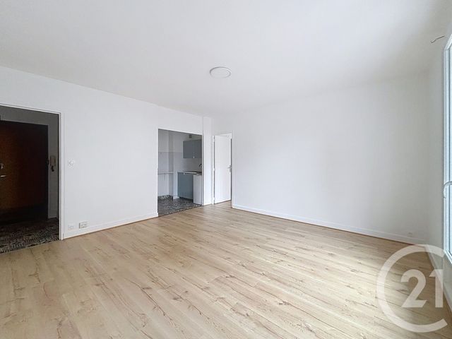 Appartement F2 à vendre - 2 pièces - 43.01 m2 - ST CYR SUR LOIRE - 37 - CENTRE - Century 21 Agence Maginot