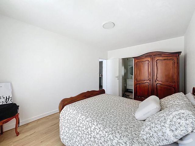 Appartement F2 à vendre - 2 pièces - 43.01 m2 - ST CYR SUR LOIRE - 37 - CENTRE - Century 21 Agence Maginot