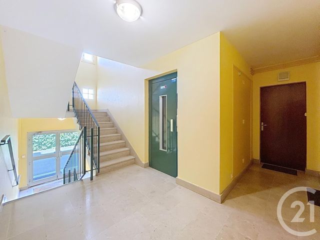 Appartement F2 à vendre - 2 pièces - 43.01 m2 - ST CYR SUR LOIRE - 37 - CENTRE - Century 21 Agence Maginot