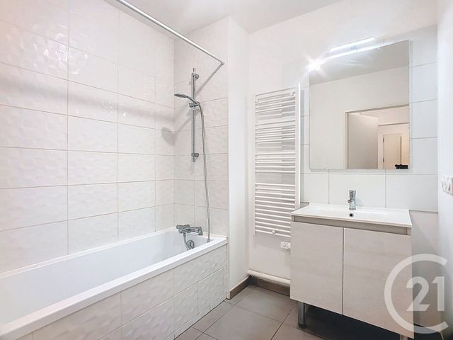 Appartement T4 à vendre - 4 pièces - 75.3 m2 - TOURS - 37 - CENTRE - Century 21 Agence Maginot