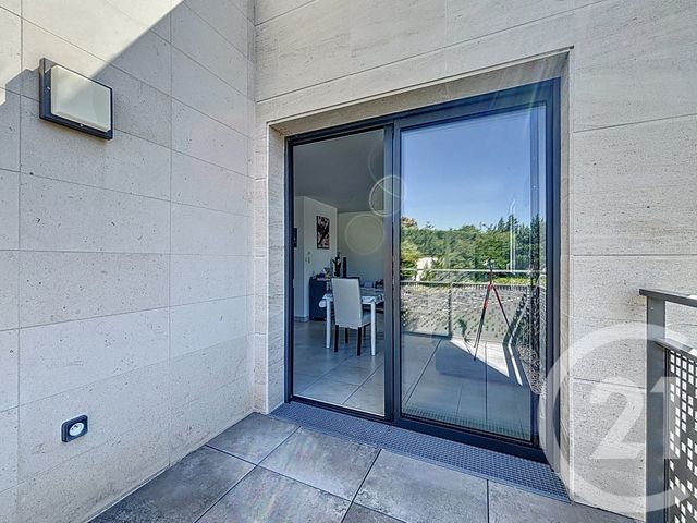 Appartement T3 à vendre - 3 pièces - 61.53 m2 - ST CYR SUR LOIRE - 37 - CENTRE - Century 21 Agence Maginot