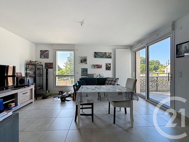 Appartement T3 à vendre - 3 pièces - 61.53 m2 - ST CYR SUR LOIRE - 37 - CENTRE - Century 21 Agence Maginot