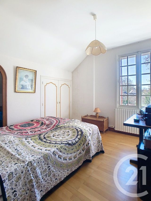 maison à vendre - 8 pièces - 266.01 m2 - VILLEDOMER - 37 - CENTRE - Century 21 Agence Maginot