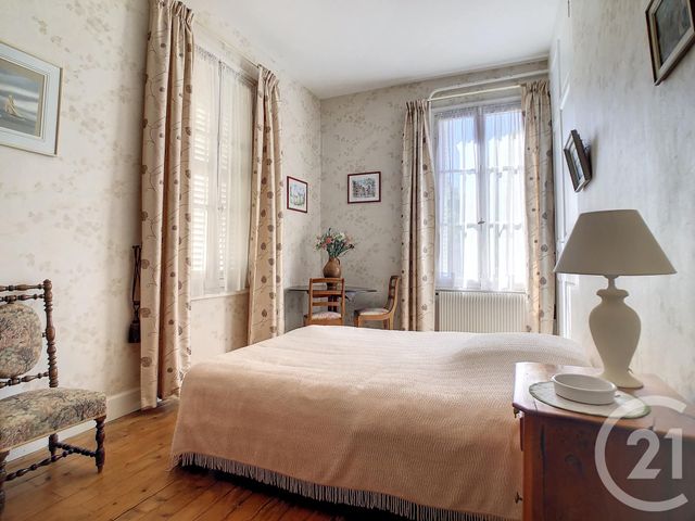 Afficher la photo en grand maison à vendre - 13 pièces - 246.81 m2 - SAUNAY - 37 - CENTRE - Century 21 Agence Maginot