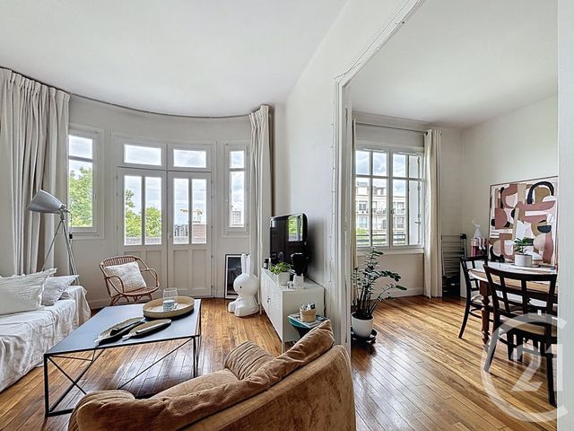 Afficher la photo en grand Appartement F3 à vendre - 3 pièces - 63.86 m2 - TOURS - 37 - CENTRE - Century 21 Agence Maginot