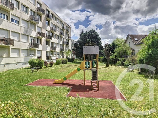 Afficher la photo en grand Appartement F3 à vendre - 3 pièces - 67.8 m2 - TOURS - 37 - CENTRE - Century 21 Agence Maginot