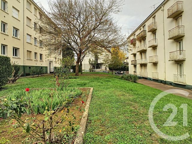Appartement T3 à vendre - 4 pièces - 77.4 m2 - TOURS - 37 - CENTRE - Century 21 Agence Maginot