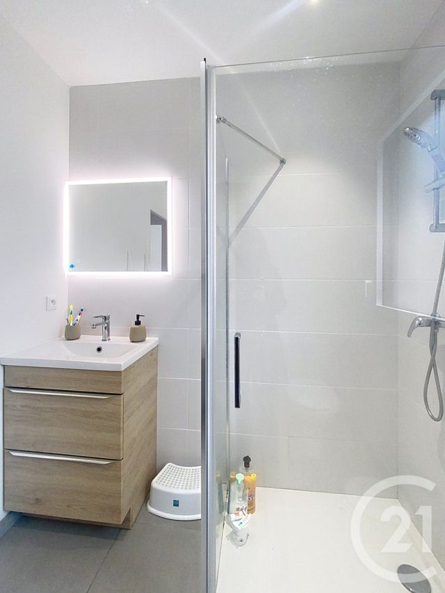 maison à louer - 6 pièces - 124.21 m2 - ST CYR SUR LOIRE - 37 - CENTRE - Century 21 Agence Maginot