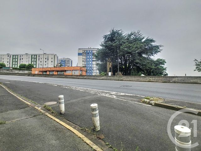 Afficher la photo en grand Appartement Studio à louer - 1 pièce - 30.17 m2 - TOURS - 37 - CENTRE - Century 21 Agence Maginot