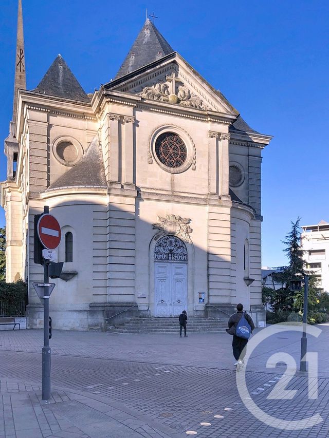 Afficher la photo en grand Appartement T3 à louer - 3 pièces - 65.4 m2 - TOURS - 37 - CENTRE - Century 21 Agence Maginot