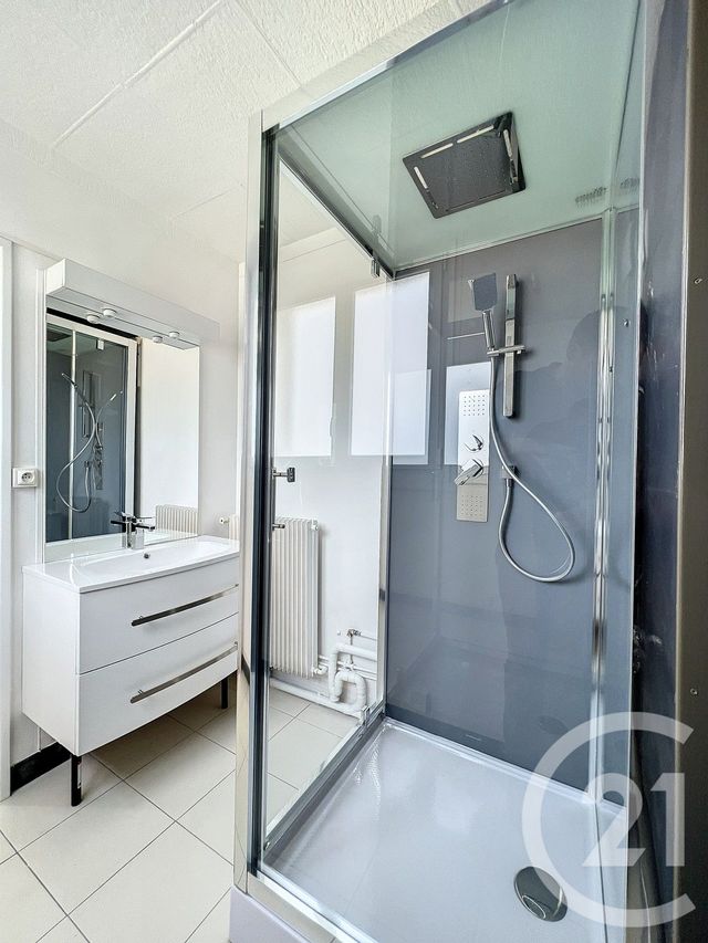 Appartement F2 à vendre - 2 pièces - 37.62 m2 - ST CYR SUR LOIRE - 37 - CENTRE - Century 21 Agence Maginot