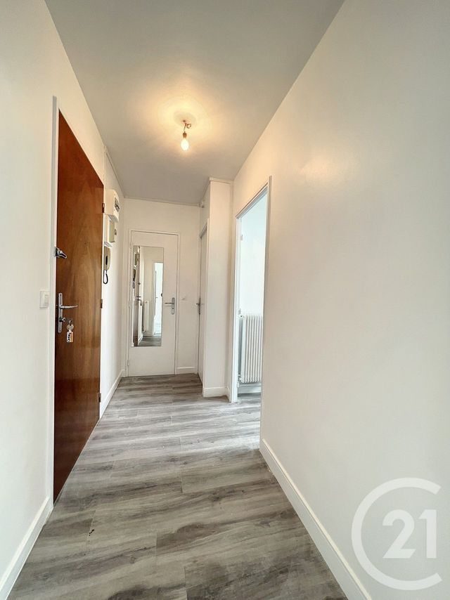 Appartement F2 à vendre - 2 pièces - 37.62 m2 - ST CYR SUR LOIRE - 37 - CENTRE - Century 21 Agence Maginot