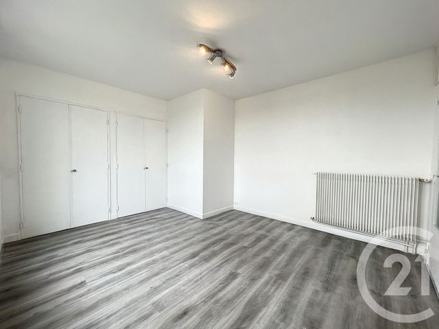 Appartement F2 à vendre - 2 pièces - 37.62 m2 - ST CYR SUR LOIRE - 37 - CENTRE - Century 21 Agence Maginot