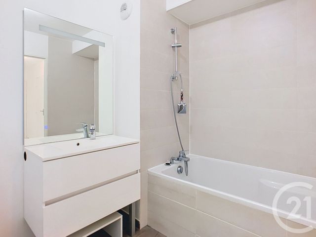 Appartement T3 à louer - 3 pièces - 65.13 m2 - TOURS - 37 - CENTRE - Century 21 Agence Maginot