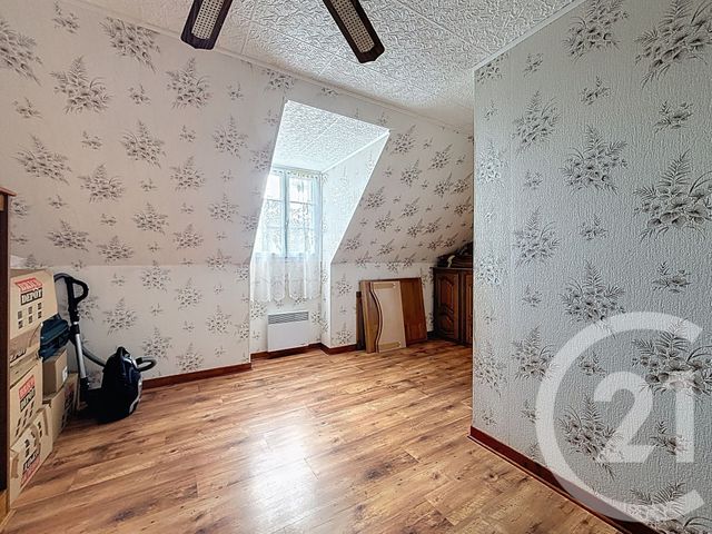 maison à vendre - 6 pièces - 135.38 m2 - ST ANTOINE DU ROCHER - 37 - CENTRE - Century 21 Agence Maginot