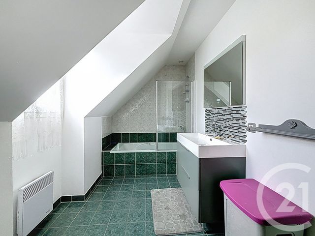 maison à vendre - 6 pièces - 135.38 m2 - ST ANTOINE DU ROCHER - 37 - CENTRE - Century 21 Agence Maginot