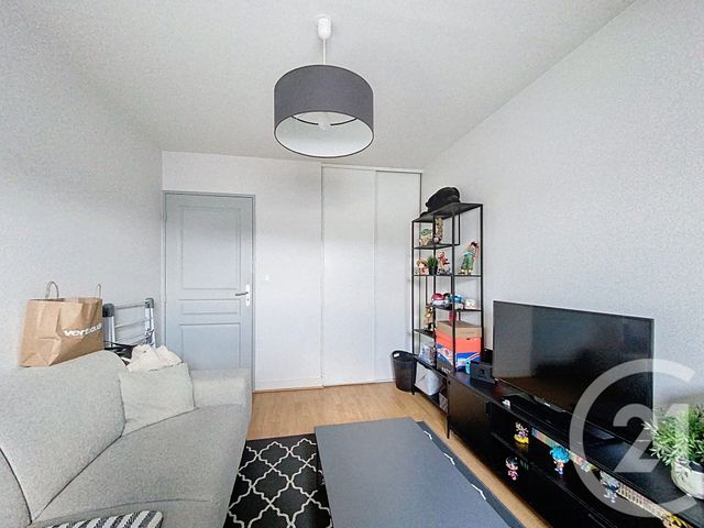 Appartement T3 à louer - 3 pièces - 66.69 m2 - ST CYR SUR LOIRE - 37 - CENTRE - Century 21 Agence Maginot
