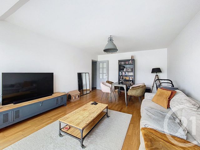 Appartement T3 à louer - 3 pièces - 66.69 m2 - ST CYR SUR LOIRE - 37 - CENTRE - Century 21 Agence Maginot