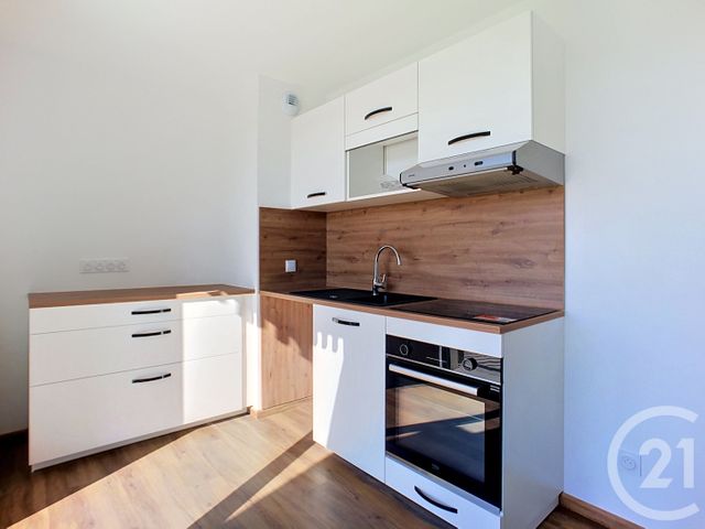 Appartement T2 à louer - 2 pièces - 45.13 m2 - PARCAY MESLAY - 37 - CENTRE - Century 21 Agence Maginot