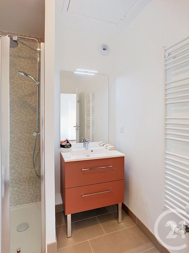 Appartement T2 à louer - 2 pièces - 45.13 m2 - PARCAY MESLAY - 37 - CENTRE - Century 21 Agence Maginot