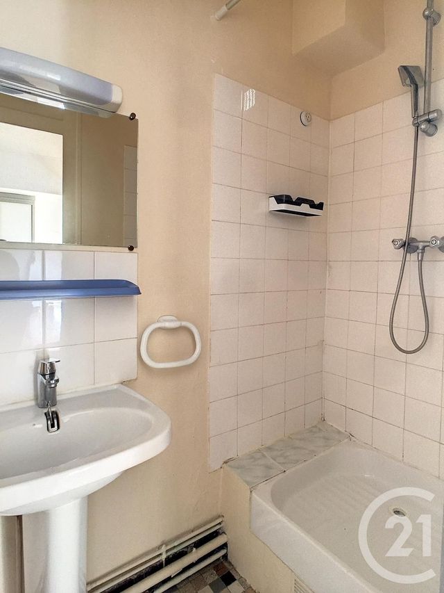 Appartement Studio à louer - 1 pièce - 26.56 m2 - TOURS - 37 - CENTRE - Century 21 Agence Maginot