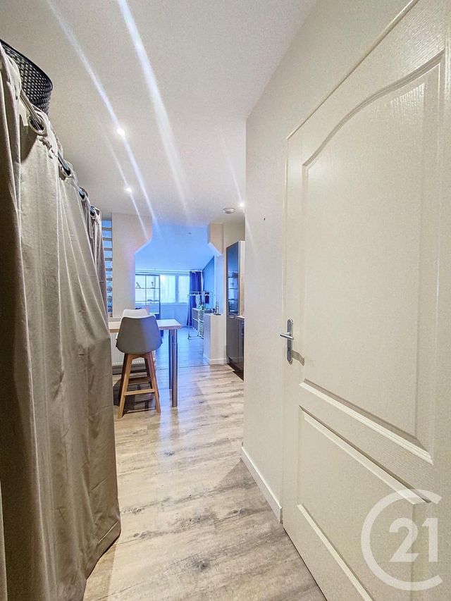 Appartement Studio à louer - 1 pièce - 30.98 m2 - TOURS - 37 - CENTRE - Century 21 Agence Maginot