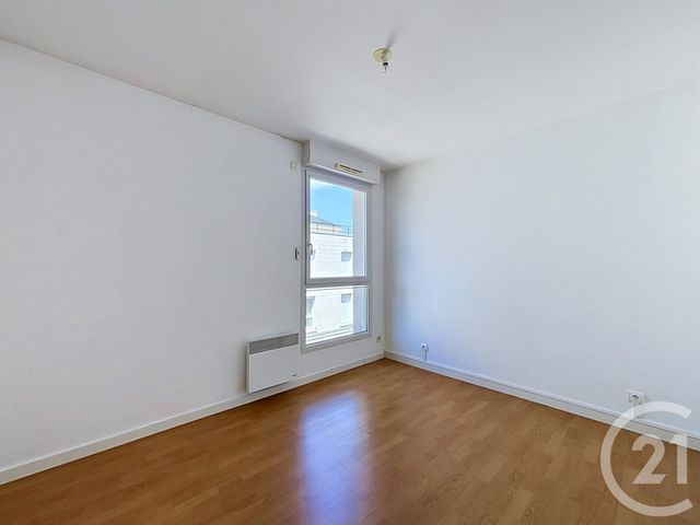 Appartement F3 à vendre - 3 pièces - 64.03 m2 - ST CYR SUR LOIRE - 37 - CENTRE - Century 21 Agence Maginot