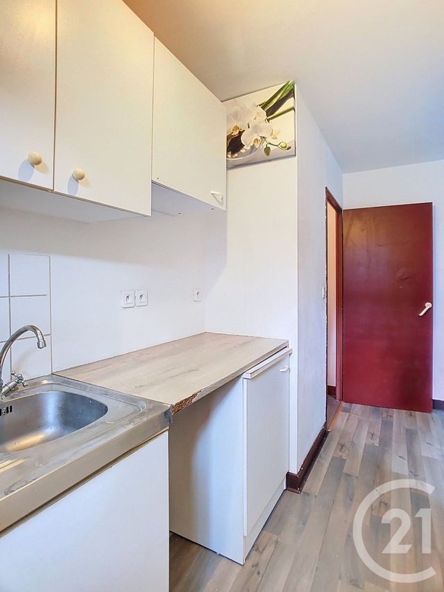 Appartement Studio à vendre - 1 pièce - 31.75 m2 - JOUE LES TOURS - 37 - CENTRE - Century 21 Agence Maginot
