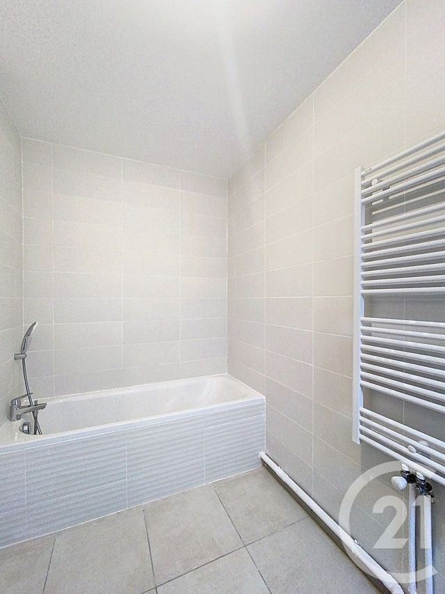 Appartement T3 à louer - 3 pièces - 65.4 m2 - TOURS - 37 - CENTRE - Century 21 Agence Maginot